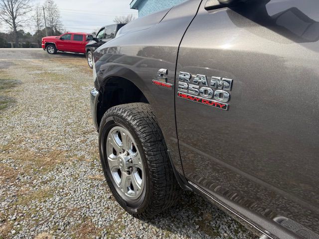 2016 RAM 2500 Image 23