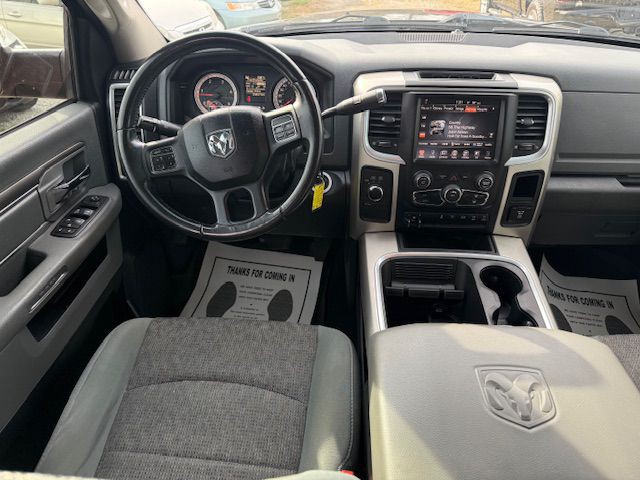 2016 RAM 2500 Image 36