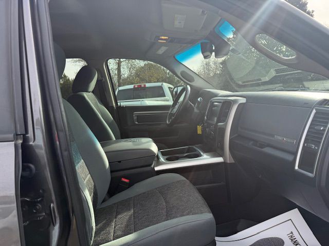 2016 RAM 2500 Image 46