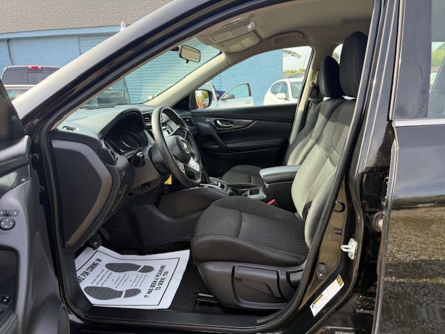 2018 Nissan Rogue Image 22