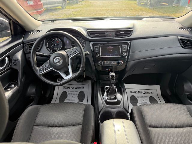 2018 Nissan Rogue Image 29