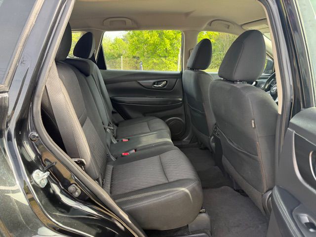 2018 Nissan Rogue Image 33