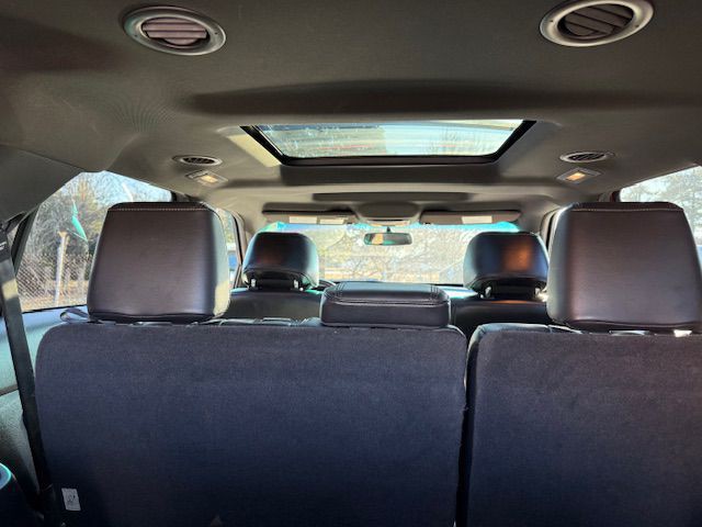 2012 Ford Explorer Image 27