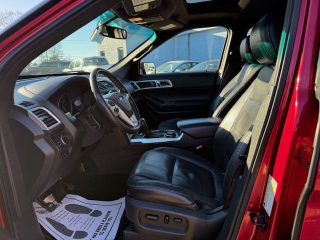 2012 Ford Explorer Image 31