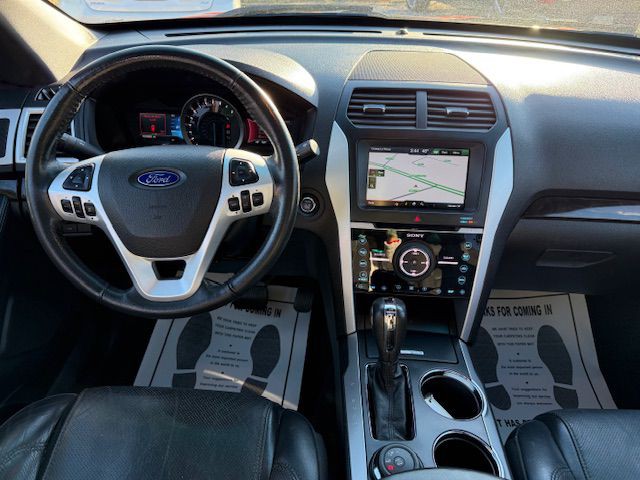 2012 Ford Explorer Image 41