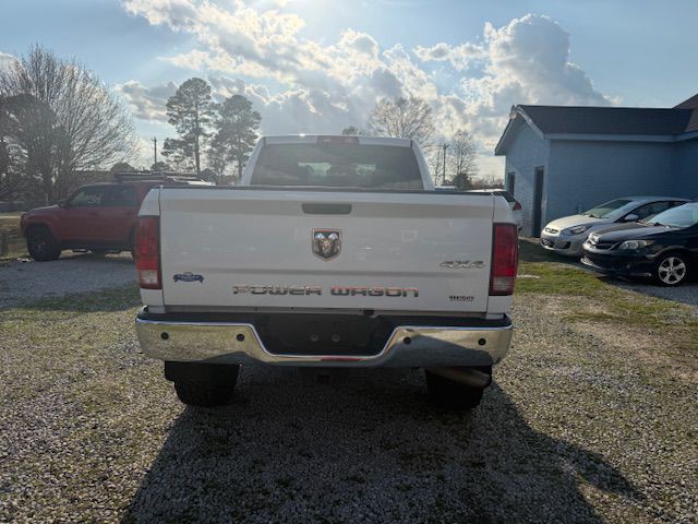 2016 RAM 2500 Image 16