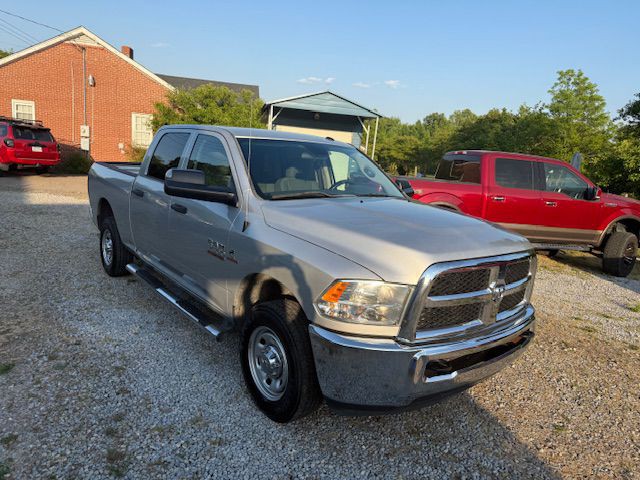 2014 RAM 2500 Image 5