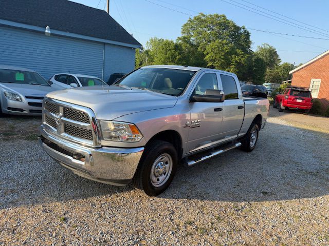 2014 RAM 2500 Image 10