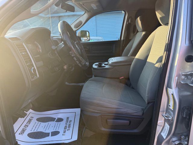 2014 RAM 2500 Image 28