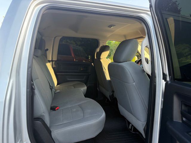 2014 RAM 2500 Image 40