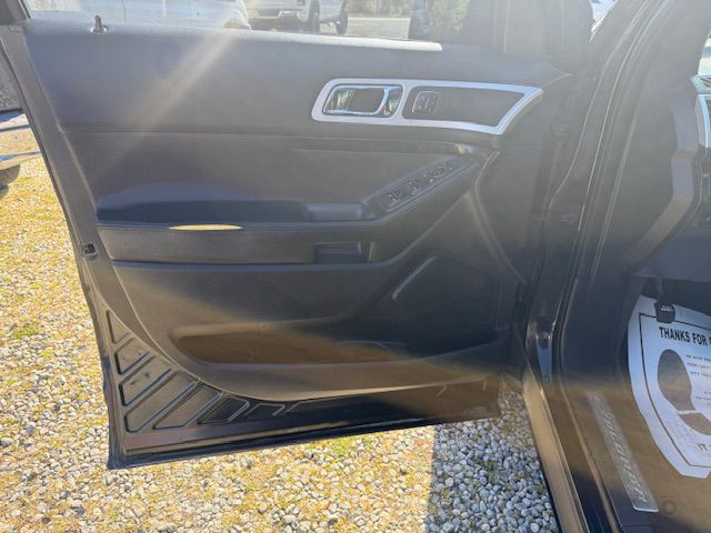 2014 Ford Explorer Image 22