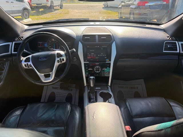 2014 Ford Explorer Image 34