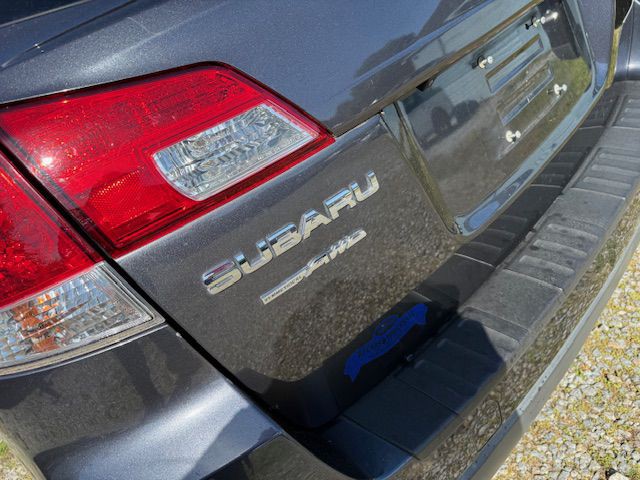 2012 Subaru Outback Image 16