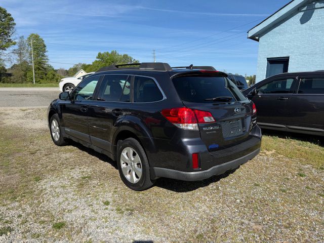 2012 Subaru Outback Image 17