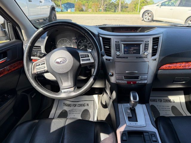 2012 Subaru Outback Image 33