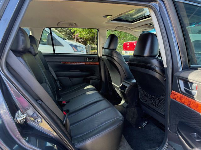 2012 Subaru Outback Image 34