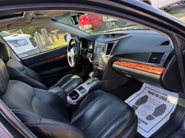 2012 Subaru Outback Image 39
