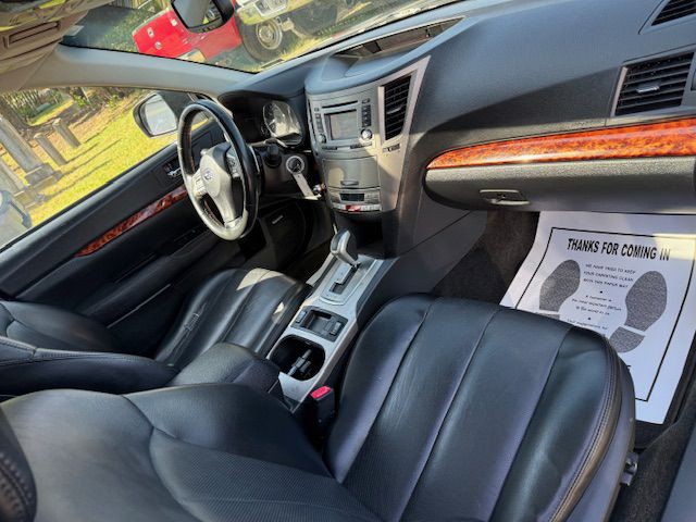 2012 Subaru Outback Image 40