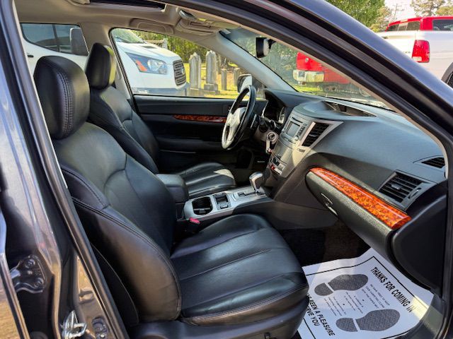 2012 Subaru Outback Image 45