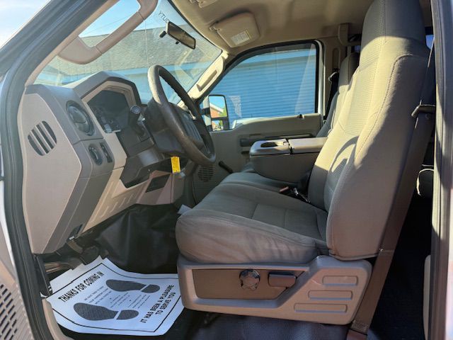 2009 Ford F-350 Image 22