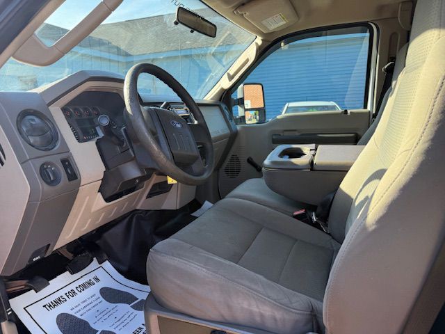2009 Ford F-350 Image 23