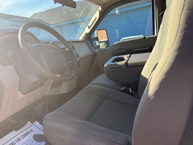 2009 Ford F-350 Image 24