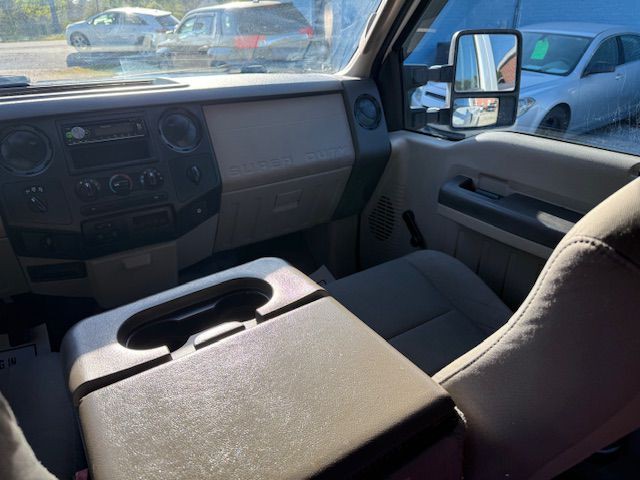 2009 Ford F-350 Image 26