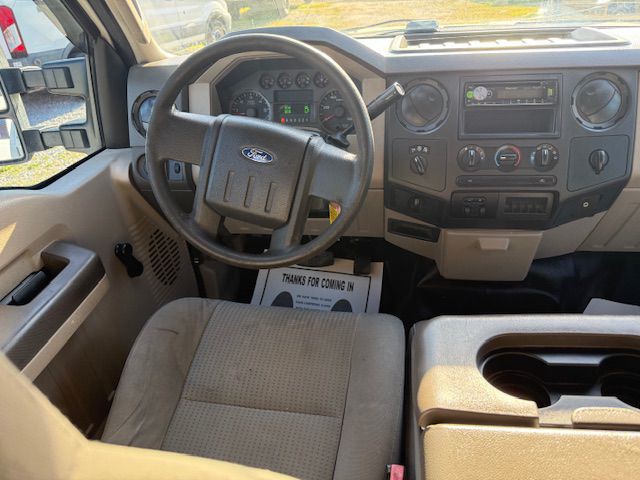 2009 Ford F-350 Image 27