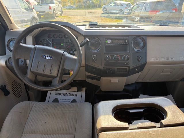 2009 Ford F-350 Image 29