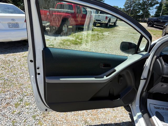2007 Toyota Yaris Image 21