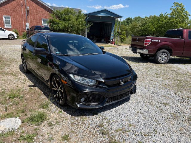 2018 Honda Civic Image 1