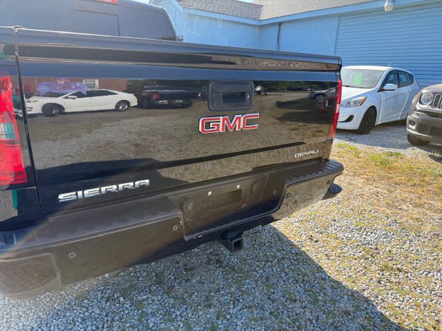 2015 GMC Sierra Image 19