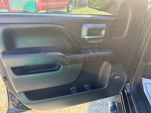 2015 GMC Sierra Image 25
