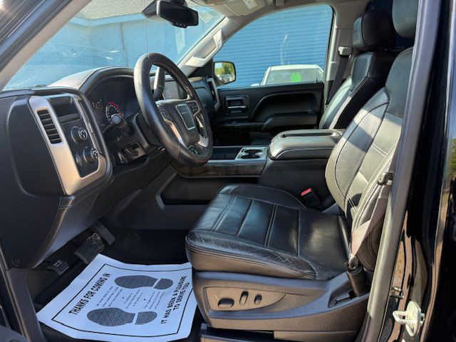 2015 GMC Sierra Image 30