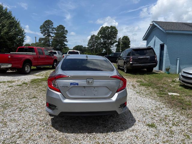2017 Honda Civic Image 11