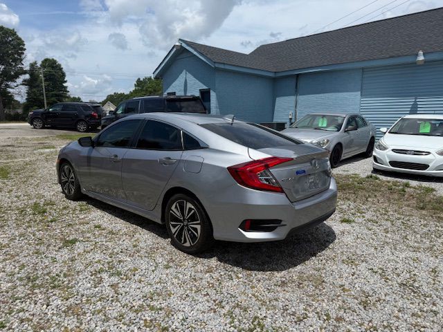 2017 Honda Civic Image 13