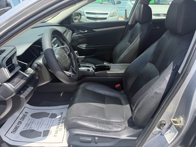2017 Honda Civic Image 21