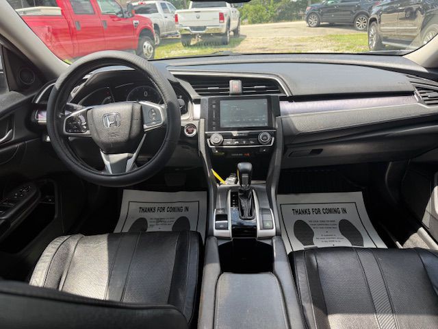 2017 Honda Civic Image 30