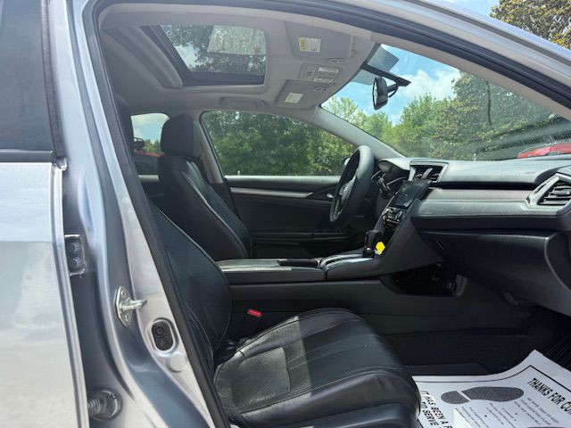 2017 Honda Civic Image 36