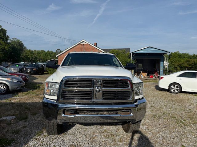 2017 RAM 2500 Image 2