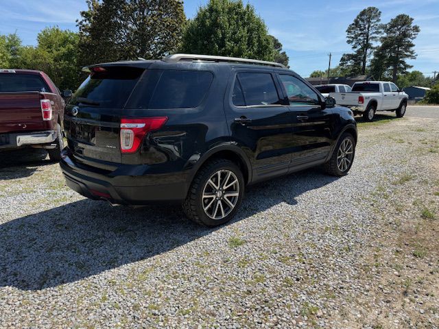 2015 Ford Explorer Image 16