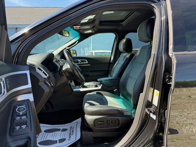 2015 Ford Explorer Image 32