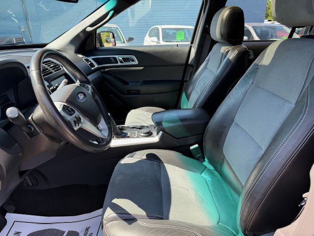 2015 Ford Explorer Image 36