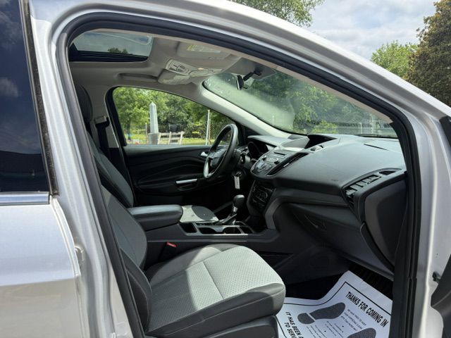 2017 Ford Escape Image 30