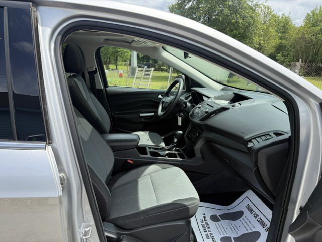 2017 Ford Escape Image 31