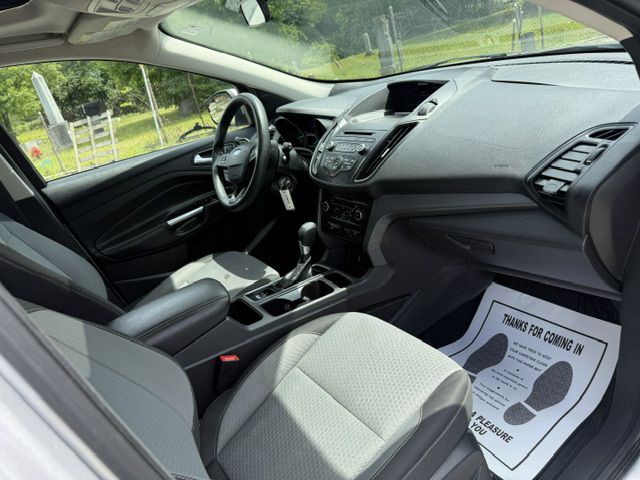 2017 Ford Escape Image 34