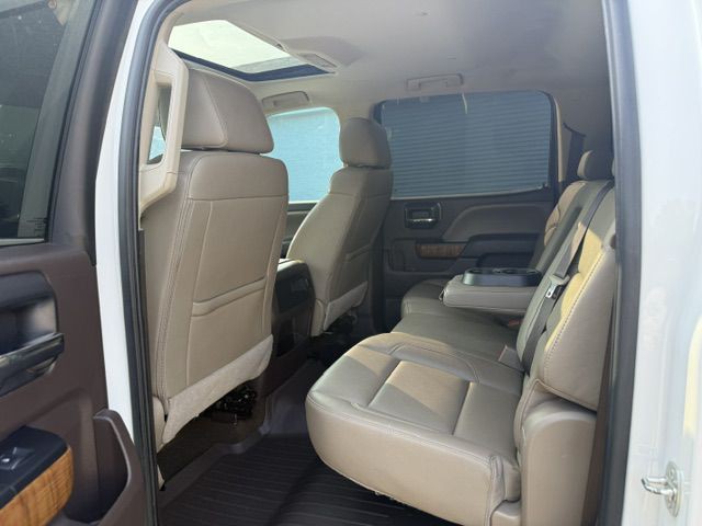 2017 GMC Sierra Image 24