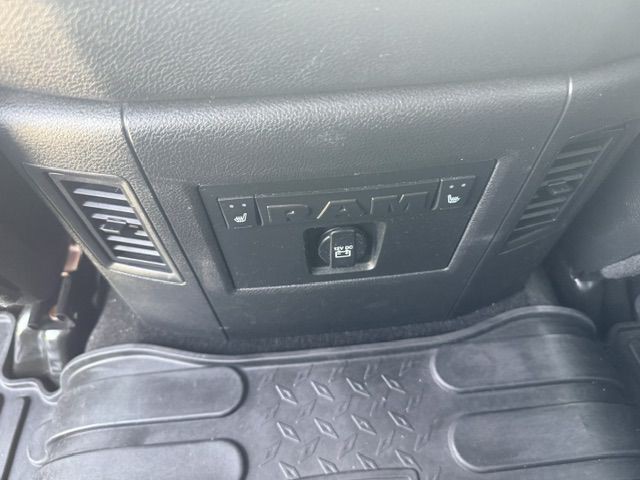 2017 RAM 1500 Image 41