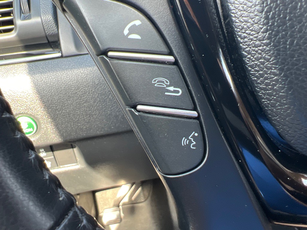 2017 Honda Pilot Image 17