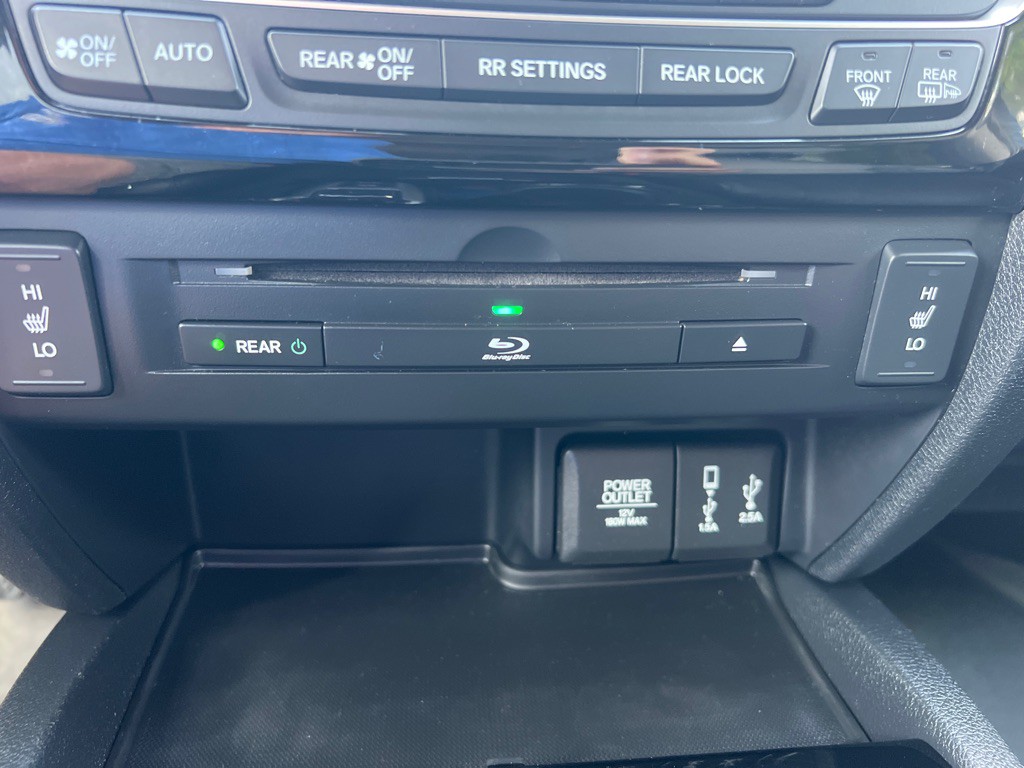 2017 Honda Pilot Image 21